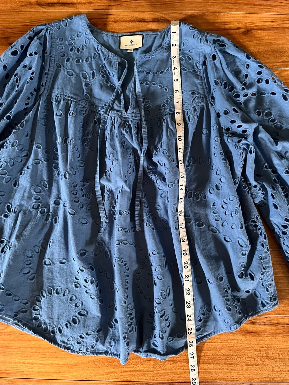 Tuckernuck Cotton Grecian Blue Eyelet Kenway Blouse XXL - Picture 9 of 16